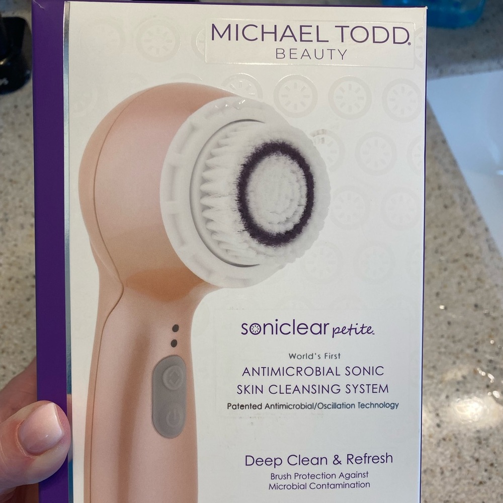 Soniclear Petite Cleansing system - Rose Gold